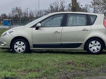Авто Renault Scenic 2009 № 8238682