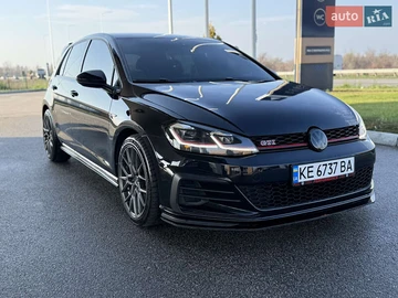Авто Volkswagen Golf Gti 2019 № 8238996