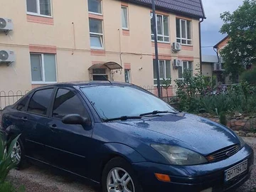 Авто Ford Focus 2000 № 8239138