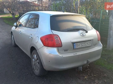 Авто Toyota Auris 2007 № 8239237