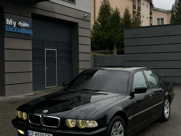 Авто BMW 7 Series 2000 № 8239242