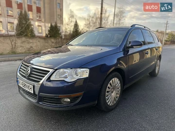 Авто Volkswagen Passat 2010 № 8239276