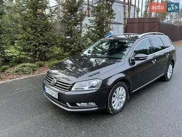 Авто Volkswagen Passat 2011 № 8239302
