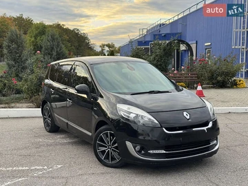 Авто Renault Grand Scenic 2013 № 8239316