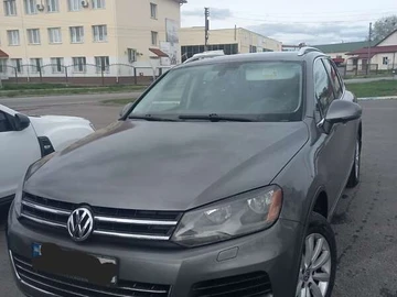 Авто Volkswagen Touareg 2013 № 8239493