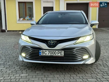 Авто Toyota Camry 2019 № 8239536