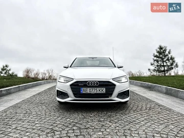 Авто Audi A4 2023 № 8239604