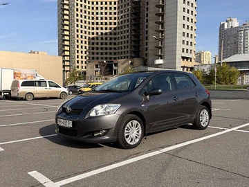 Авто Toyota Auris 2008 № 8239823