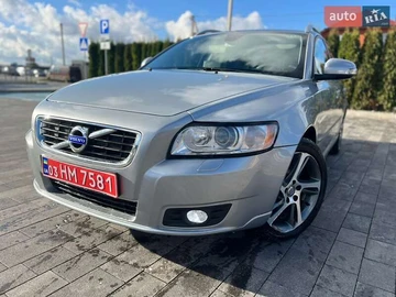 Авто Volvo V50 2012 № 8239837