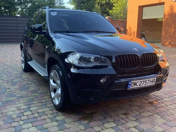 Авто BMW X5 2012 № 8240007