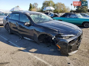 Авто BMW I7 2023 № 8240106