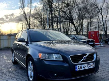 Авто Volvo V50 2008 № 8240677