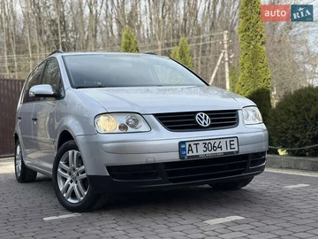 Авто Volkswagen Touran 2005 № 8240834