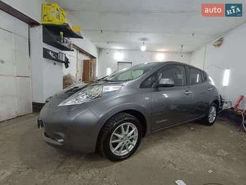 Авто Nissan Leaf 2015 № 8240847