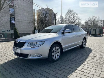 Авто Skoda Superb 2012 № 8240855