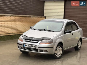 Авто Chevrolet Aveo 2005 № 8240958