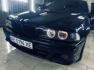 Авто BMW 5 Series 2003 № 8240974