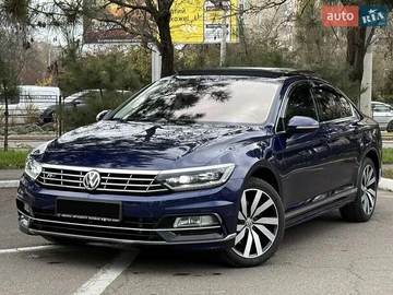 Авто Volkswagen Passat 2018 № 8241349