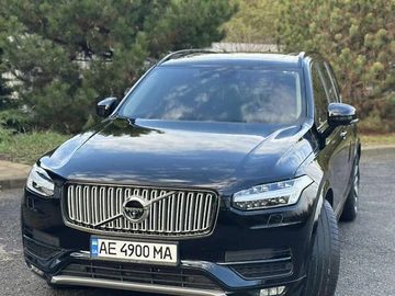 Авто Volvo Xc90 2018 № 8241360