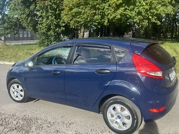 Авто Ford Fiesta 2012 № 8241454
