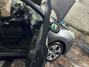 Авто Peugeot 5008 2010 № 8241460
