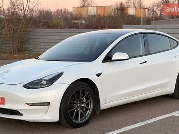 Авто Tesla Model 3 2021 № 8241581