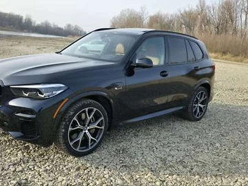 Авто BMW X5 2023 № 8241697