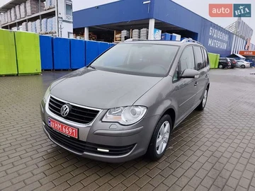 Авто Volkswagen Touran 2008 № 8241835