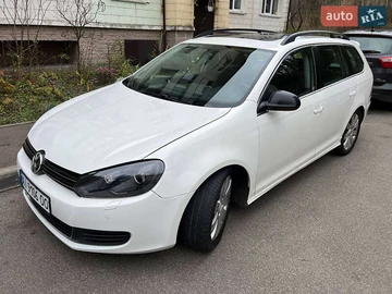 Авто Volkswagen Jetta 2010 № 8241840