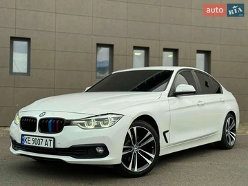 Авто BMW 3 Series 2018 № 8242001