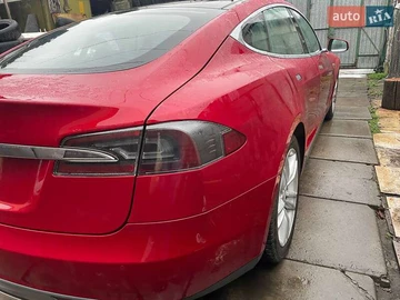 Авто Tesla Model S 2014 № 8242411