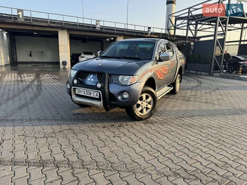 Авто Mitsubishi L 200 2008 № 8242419