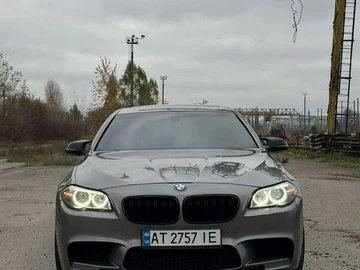 Авто BMW 5 Series 2013 № 8242449