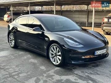 Авто Tesla Model 3 2018 № 8242457