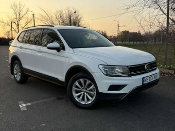 Авто Volkswagen Tiguan 2020 № 8242476