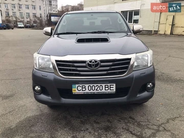 Авто Toyota Hilux 2014 № 8242486