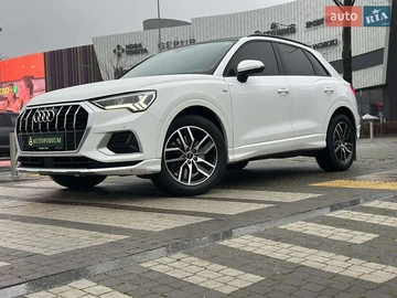 Авто Audi Q3 2020 № 8242494