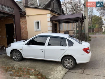 Авто Renault Symbol 2010 № 8242727