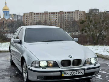 Авто BMW 5 Series 2000 № 8242729