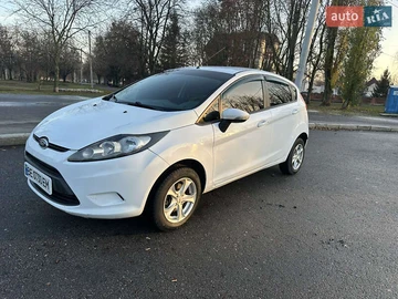 Авто Ford Fiesta 2011 № 8242758