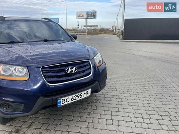 Авто Hyundai Santa Fe 2010 № 8242897