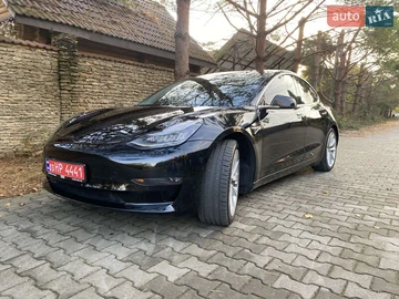 Авто Tesla Model 3 2018 № 8243028