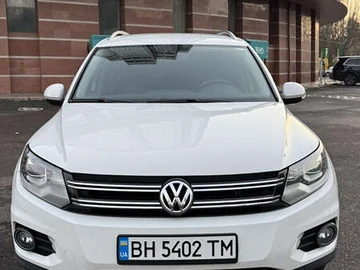Авто Volkswagen Tiguan 2012 № 8243033