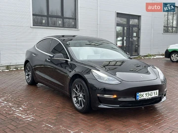 Авто Tesla Model 3 2020 № 8243035
