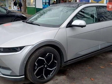 Авто Hyundai Ioniq 5 2022 № 8243155
