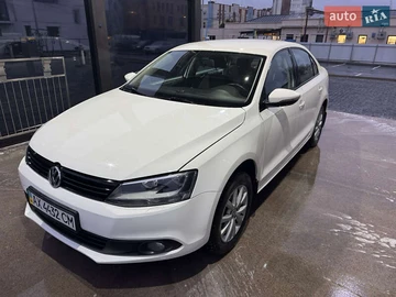 Авто Volkswagen Jetta 2011 № 8243409