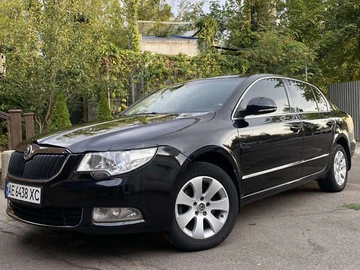 Авто Skoda Superb 2012 № 8243414