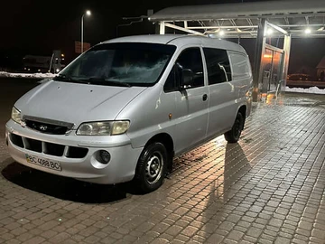 Авто Hyundai H 200 2001 № 8243629