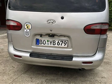 Авто Hyundai H-1 2000 № 8243641