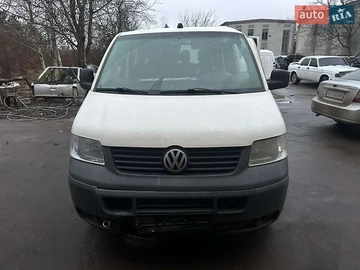 Авто Volkswagen Transporter 2004 № 8243646